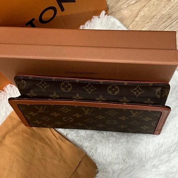 Louis Vuitton Pochette Dame 26 - Picture 7 of 12